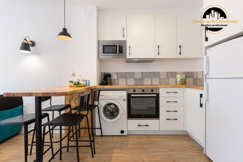 Apartamento El Solaire Centro Торремолінос Екстер'єр фото